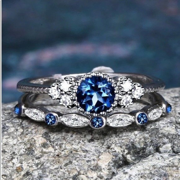 S925 Royal Blue Stacked Halo Ring - Picture 4 of 8